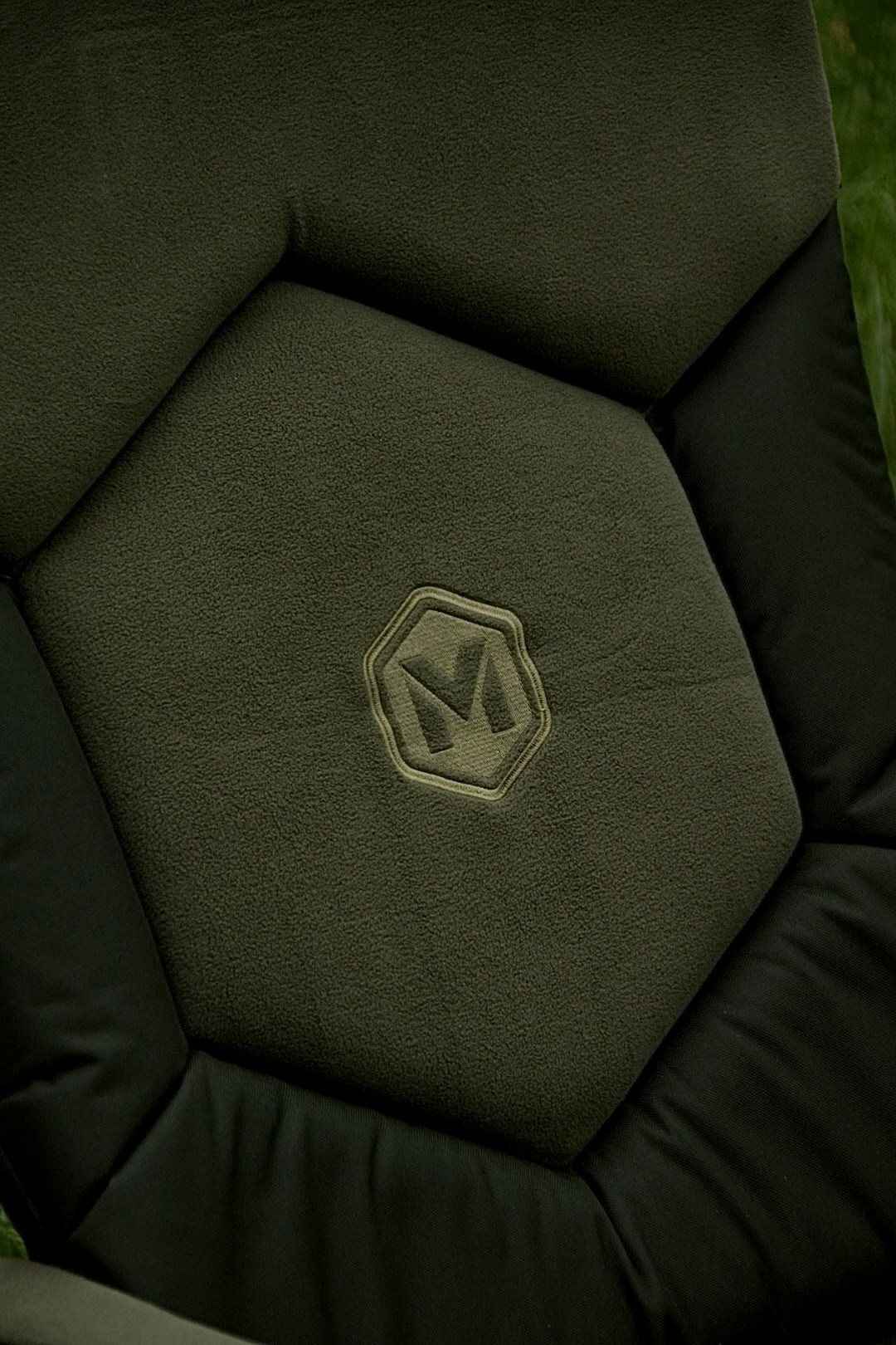 hex-profes-chair-3.jpg (586 KB)