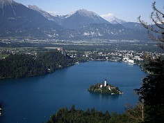 nedelka_zpr112017_0002.jpg